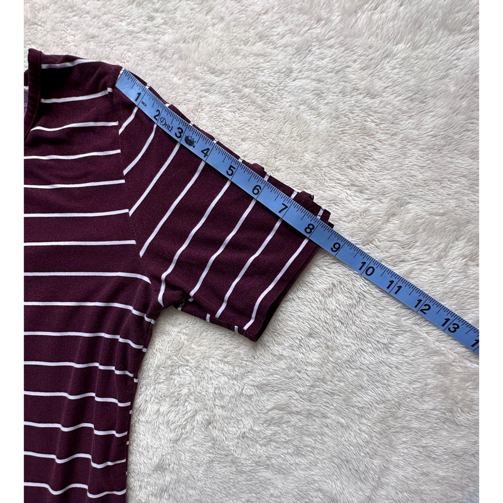 Glitz Women's Burgundy White Striped Cutout Shoulder Short Sleeve Top Size L - Picture 8 of 8